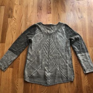 Sweater with Weaving Back Detail